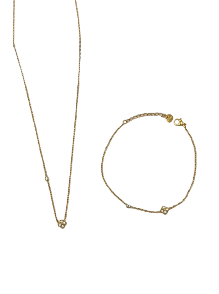 Women's French Fashion Necklaces Online - Bellite