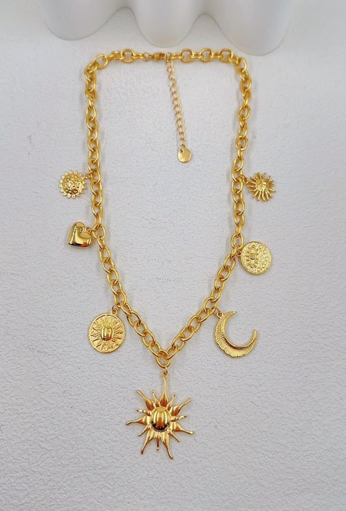 Women's French Fashion Necklaces Online - Bellite