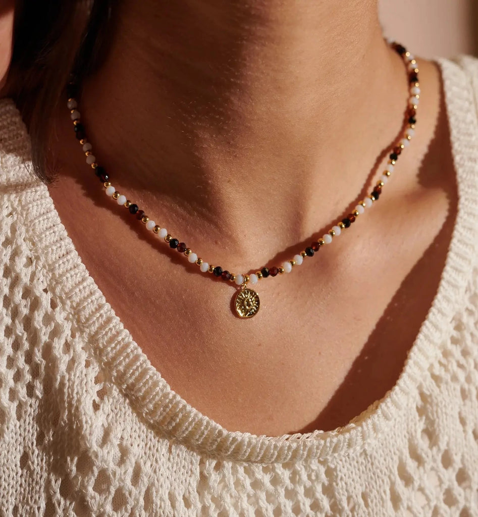 Women's French Fashion Necklaces Online - Bellite