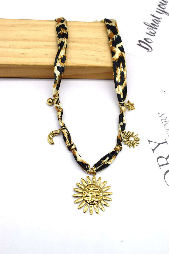 Women's French Fashion Necklaces Online - Bellite