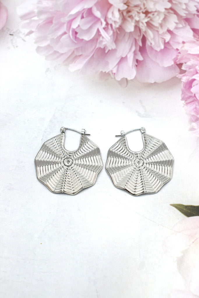 Women's French Fashion Earrings Online - Bellite