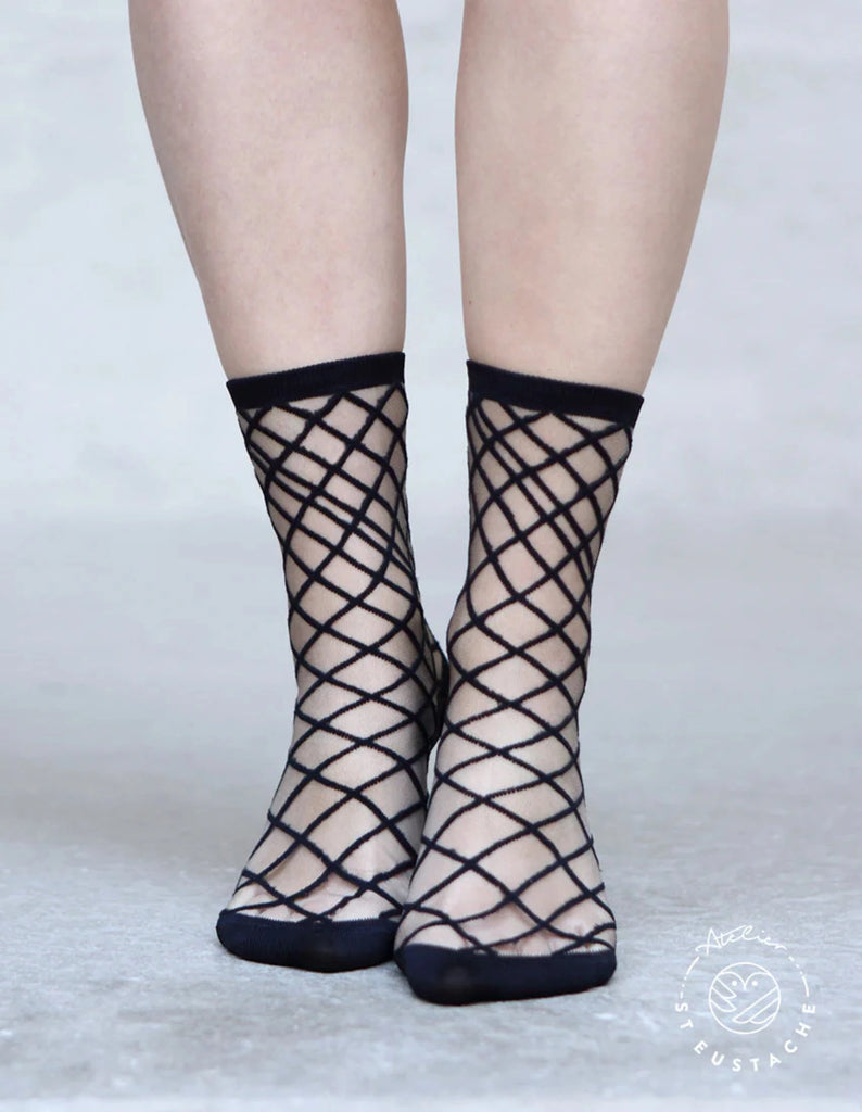 Brooklyn Bridge Black And Transparent Mesh Socks buy shop purchase trendy fashion now stockings french touch made in italy grid crossing X new york architecture pattern patterned